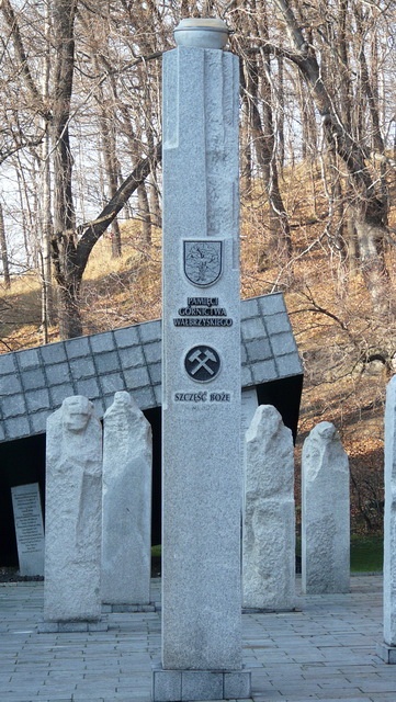 Budowa Pomnika Pamięci Górnictwa Wałbrzyskiego w Wałbrzychu